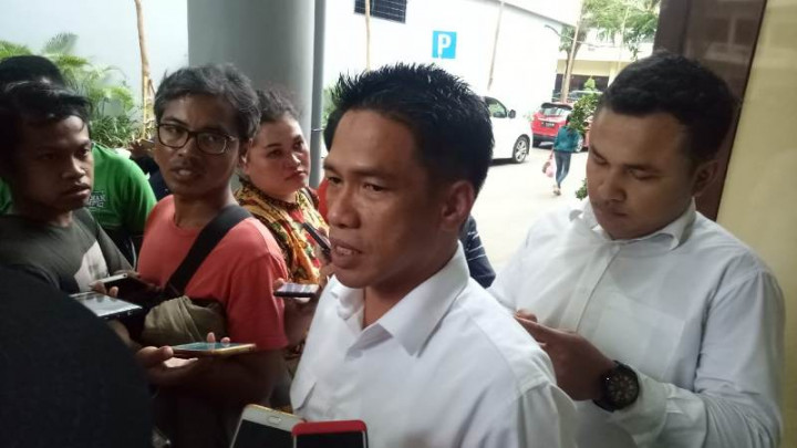 Tiga Tersangka Amblesnya Jalan Gubeng Mangkir Panggilan Polisi