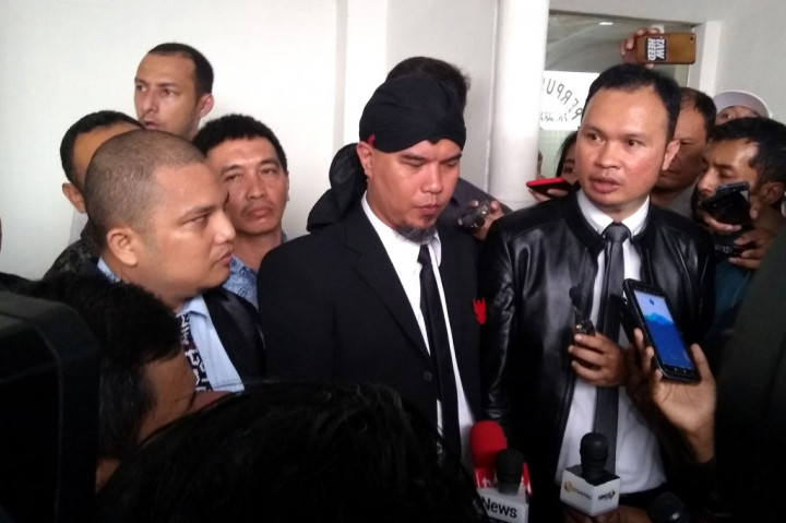 Ahmad Dhani Belum Dicoret Dari Daftar Caleg