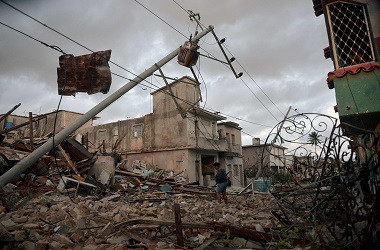 Tornado 'Mesin Jet' Tewaskan 3 Orang di Havana