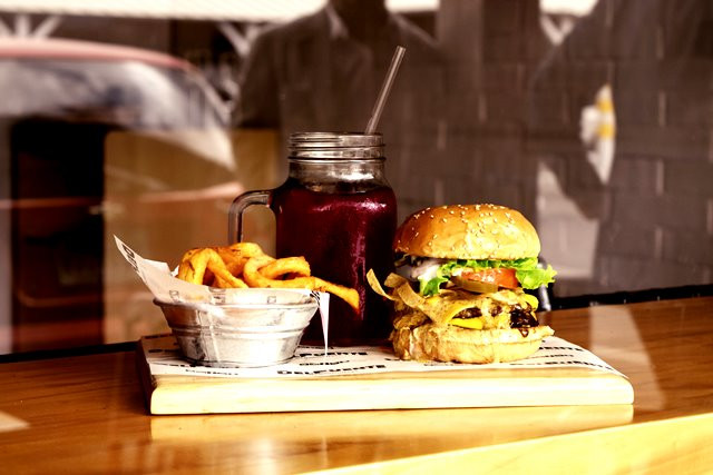 Fakta Anak Muda Rentan Sakit Mag