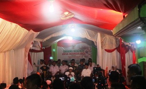Mbah Moen Isyaratkan Condong ke Jokowi