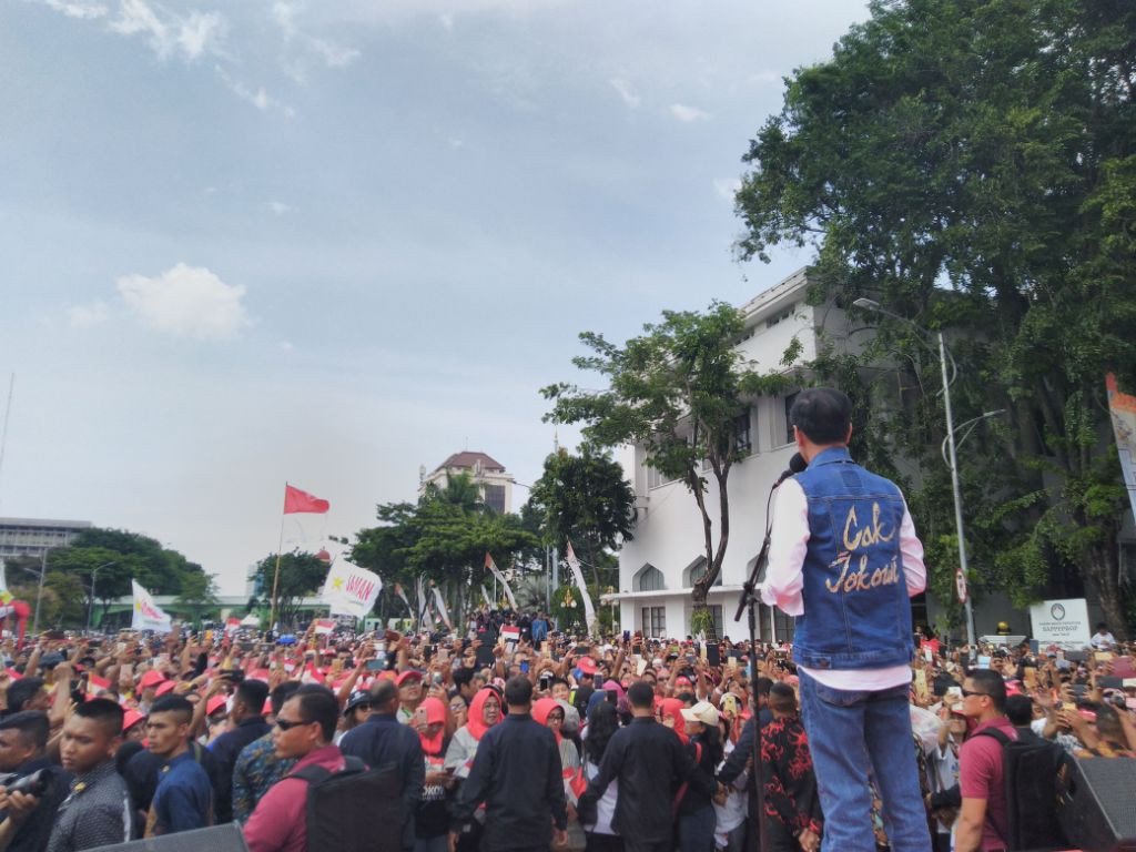 Cak Jokowi Ramaikan Deklarasi Dukungan Alumni Jatim