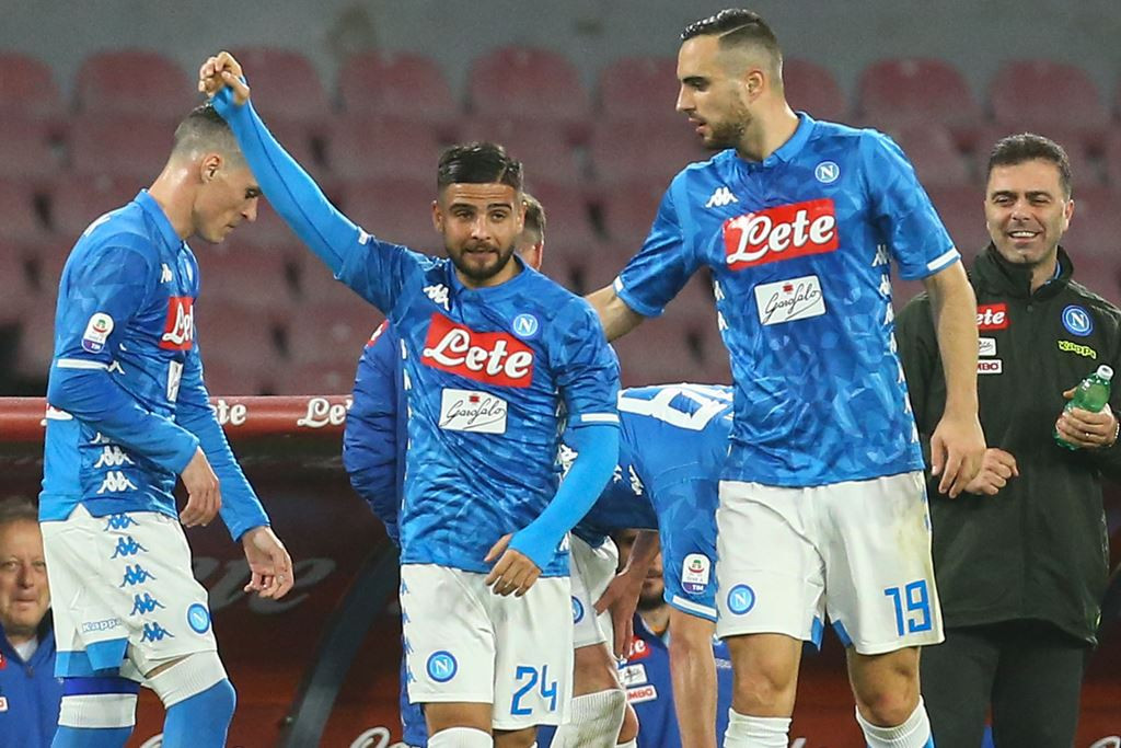 Selebrasi kemenangan para pemain Napoli atas Sampdoria. (Carlo Hermann / AFP)