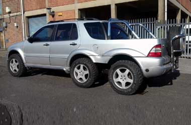 Mercedes-Benz ML 2001 Aplikasi 6x6 Palsu