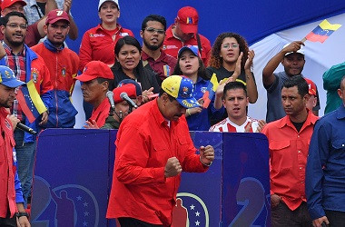 Maduro Singgung Kemungkinan Perang Sipil di Venezuela