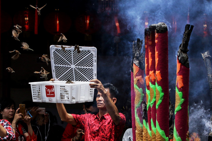 Suasana Perayaan Imlek di Vihara Dharma Bhakti