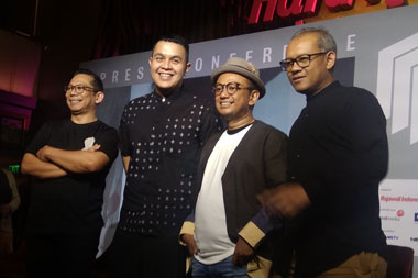 Konser Monokrom Tulus di Jakarta Gandeng Papermoon Puppet Theatre