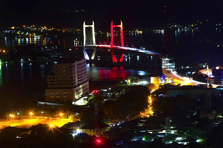 Berwisata ke Tujuh Jembatan Ikonik di Dunia