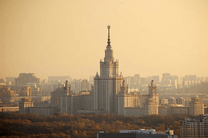Berani Kuliah di Kampus Paling Tinggi Sedunia?