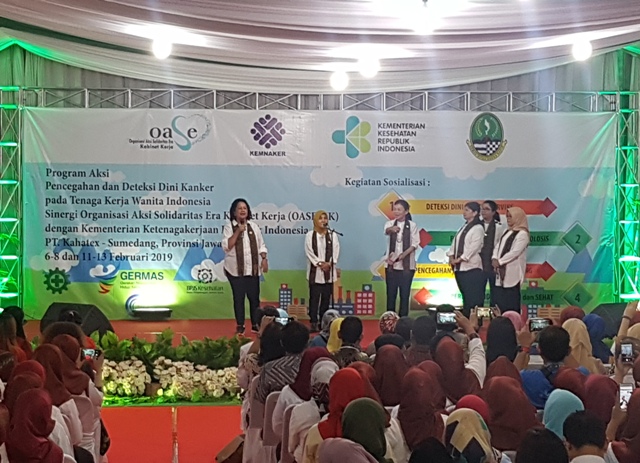 Oase KK Sosialisasikan Pengurangan Sampah Plastik