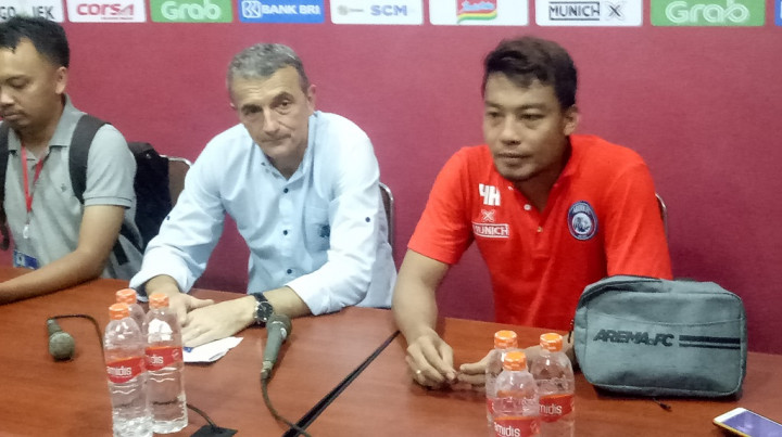 Hamka Hamzah Imbau Penggawa Timnas U-22 Mengurangi Bermain Medsos