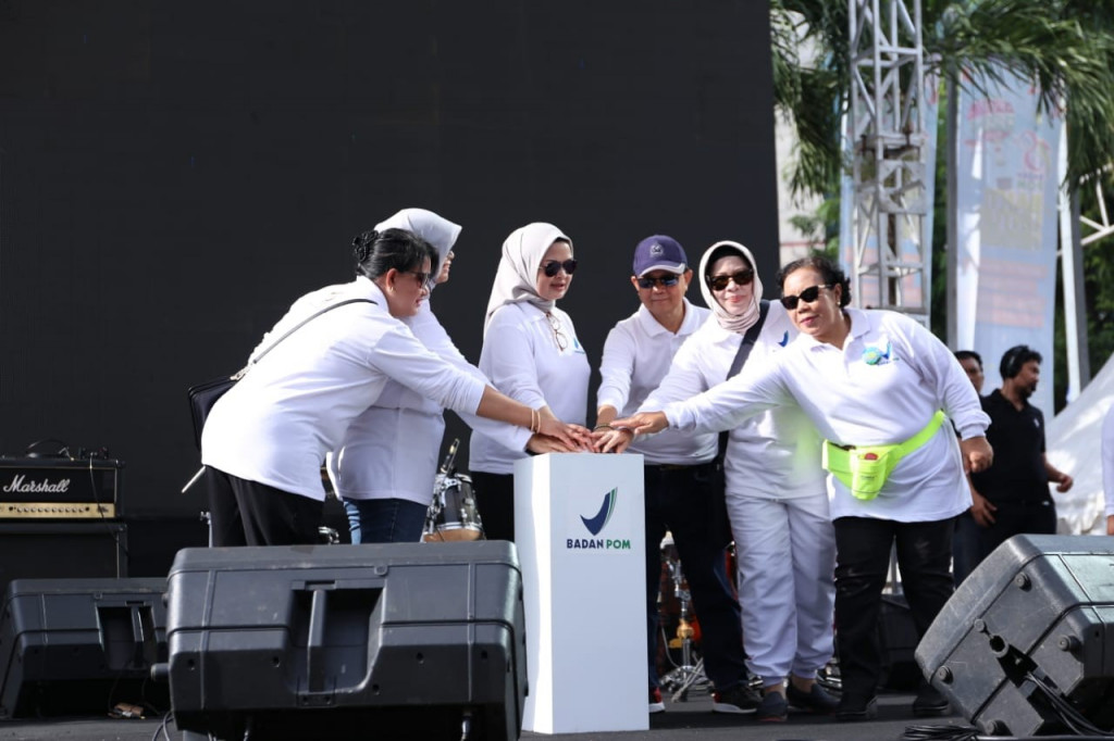 Badan Pengawas Obat dan Makanan (BPOM) RI menggelar perayaan HUT ke-18 di Lapangan Parkir Sarinah Jakarta, Minggu, 10 Februari 2019 (Foto:Dok)