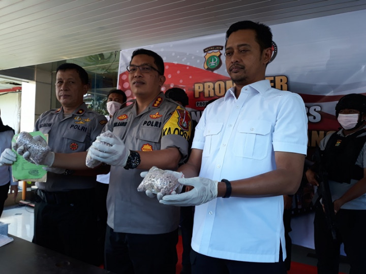Polisi Tangkap Kurir 5 Ribu Pil Ekstasi di Tangerang