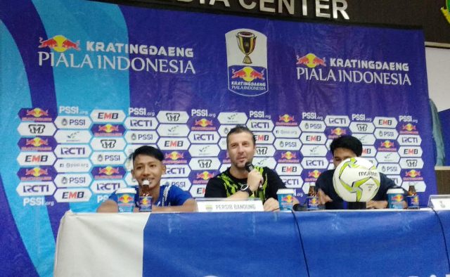 Hajar Persiwa, Radovic Puas Kinerja Pemain Persib