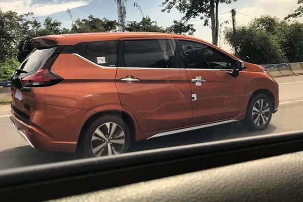 Penampakan Xpander versi Nissan di jalan raya. Instagram.com/Indra_fathan
