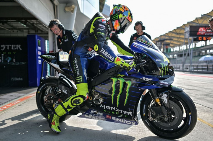 Bersaing dengan Dua Anak Didik, Rossi: Senang Sekaligus Khawatir