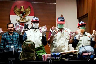 Suap Proyek Air Diduga Mengucur ke Banyak Pihak