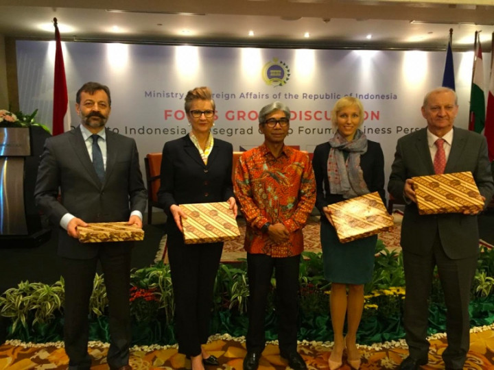 Indonesia to Boost Trade Cooperation with Visegrad Countries