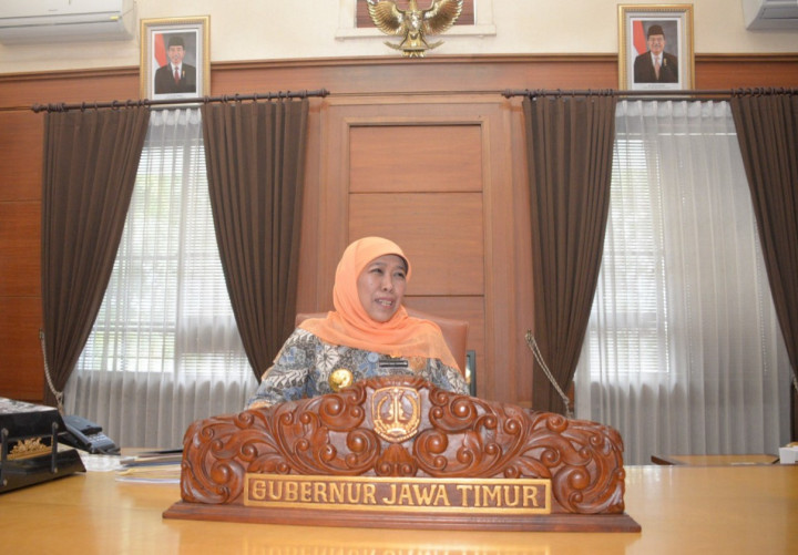 Khofifah Ingin Seluruh Ruang Kerja Pemprov Bersistem Digital