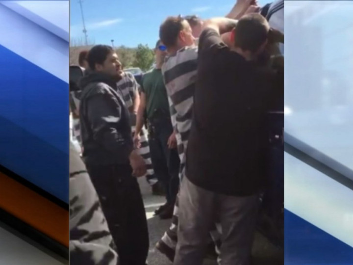 Narapidana Selamatkan Bayi yang Terkunci di Mobil