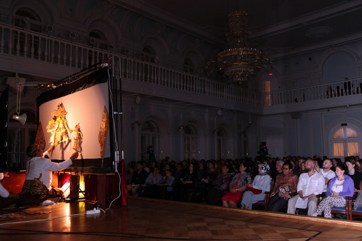 Sasar Milenial, Pentas Wayang Tak Harus Semalam Suntuk