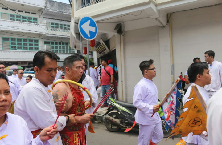 Perayaan Cap Gomeh di Manado Meriah