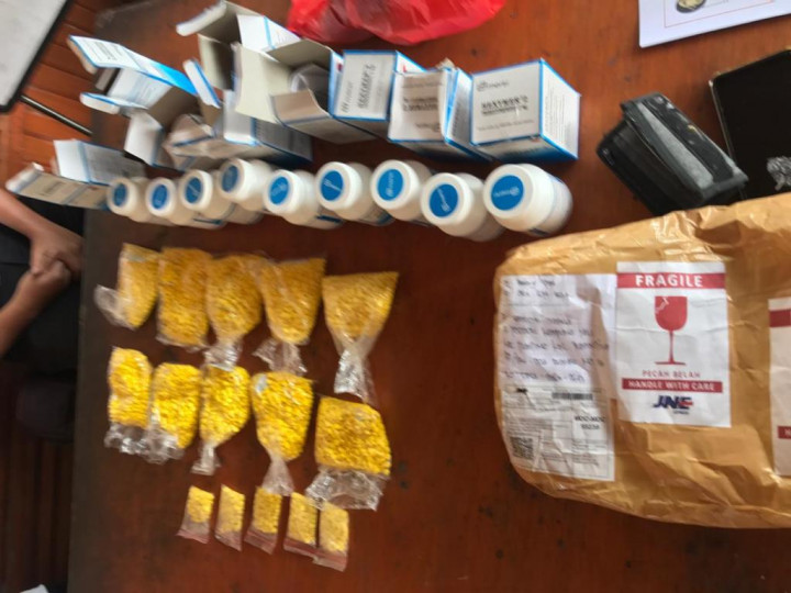 Pengedar Puluhan Ribu Butir Obat Keras di Manado Ditangkap