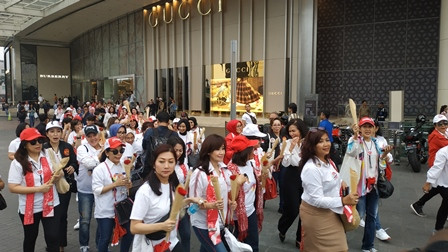 Relawan Perempuan Jokowi-Ma'ruf Gelar Aksi Simpatik