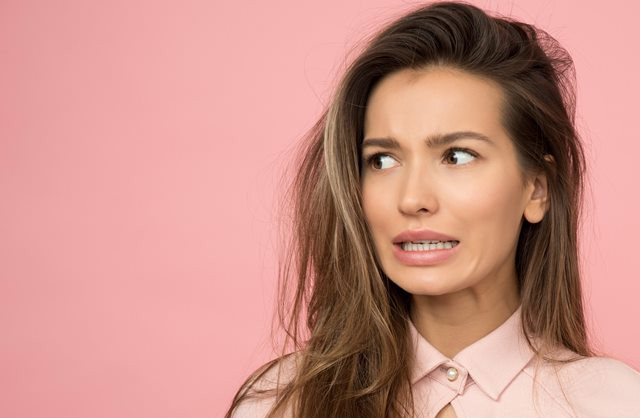 Tidur dengan Rambut Basah Bikin Anda Sakit?