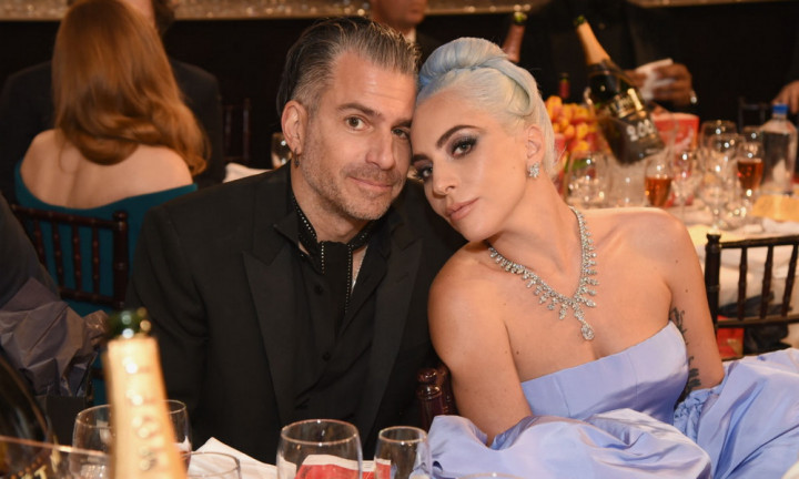 Lady Gaga Batalkan Pertunangan dengan Christian Carino