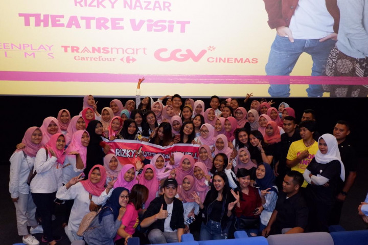 Michelle Ziudith Terkesan saat Nobar Film Calon Bini di Bali dan Lombok