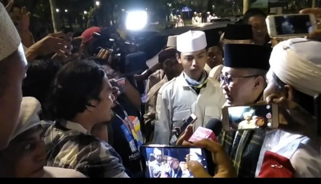 Zulhas Hingga HNW Hadir di Malam Munajat 212