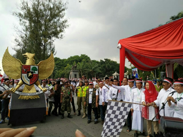 Kirab Pluralisme Mengawali Haul Gus Dur di Solo