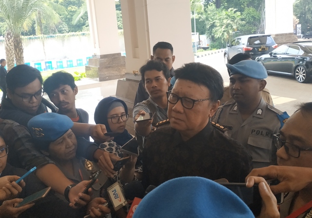 Tjahjo Kumolo Melihat Ganjar Pranowo Tak Melanggar