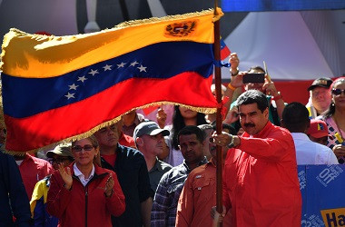 Maduro Tuduh AS 'Palsukan' Krisis untuk Memulai Perang