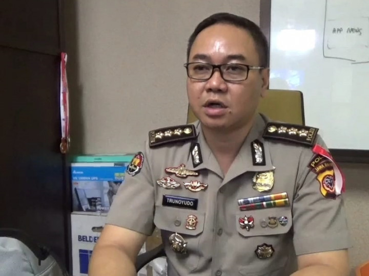 Tiga Perempuan Karawang Tersangka Kampanye Hitam