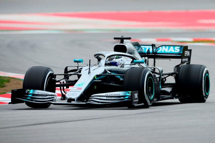 Bottas Mengeluh Saat Tes Pramusim