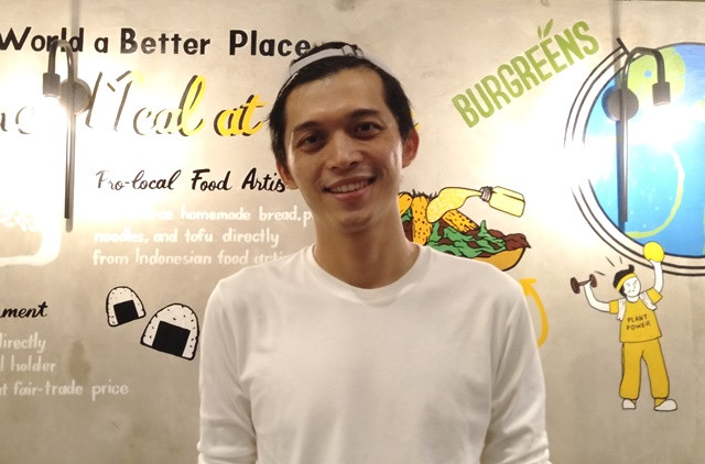 Sepiring Doa bagi Max Mandias