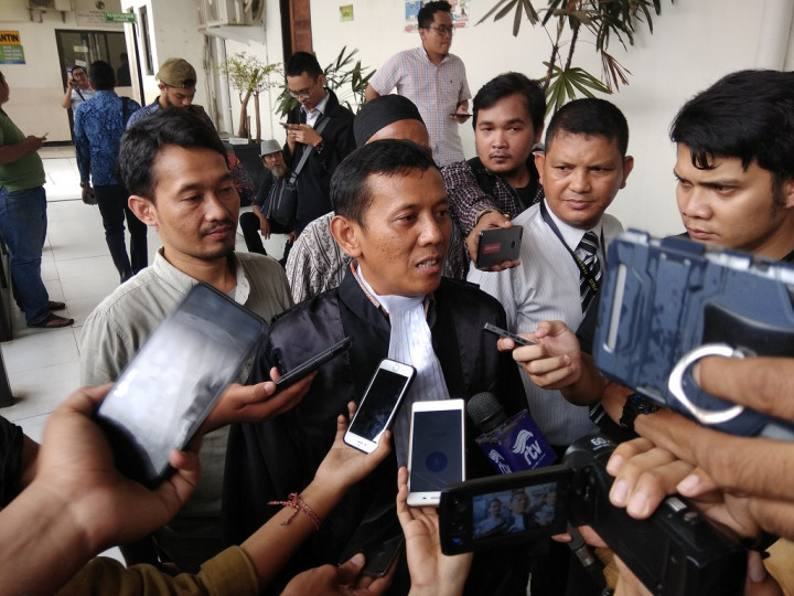 Pasal Penjerat Ratna Sarumpaet Dianggap Janggal