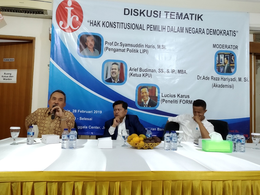 Hoaks Bukti Kegagalan Pendidikan Politik