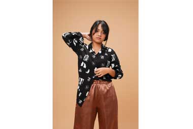 Tentang Cinta dan Kehilangan, Lagu Hanin Dhiya untuk Soundtrack Dilan 1991