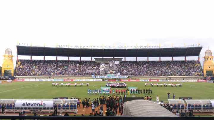 Tira-Kabo Permalukan Persib di Laga Perdana Piala Presiden