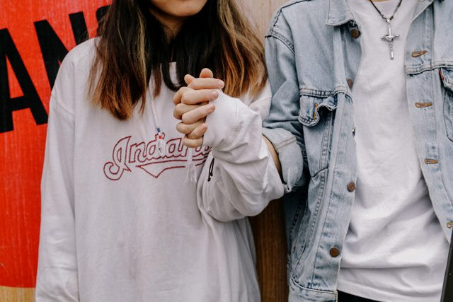 Tanda Pacar Anda Cocok Menjadi Suami