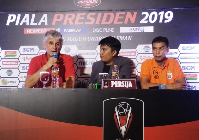 Persija Enggan Melongok Catatan Statistik Kontra Borneo