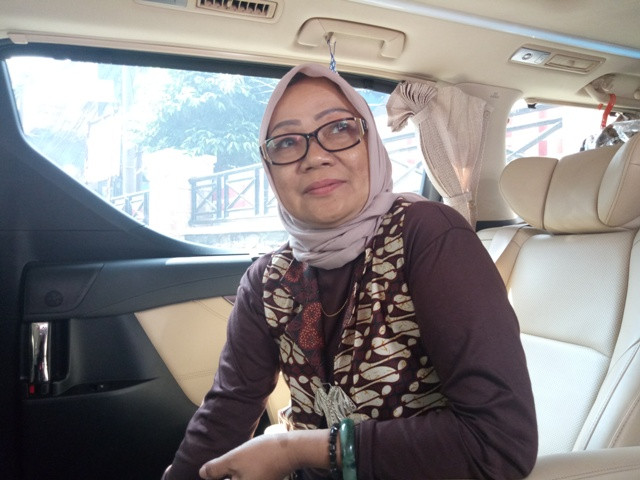 Kakak Andi Arief Belum Diperbolehkan Menjenguk