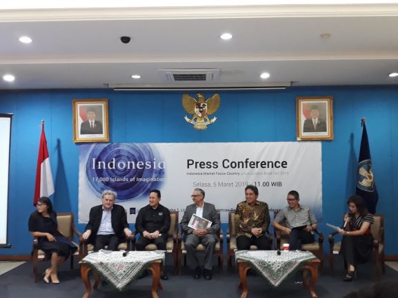 Dubes Inggris Berharap Penulis Indonesia Mendunia