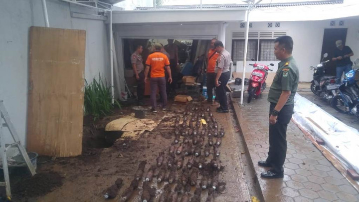 Puluhan Mortir Aktif Ditemukan di Bandung