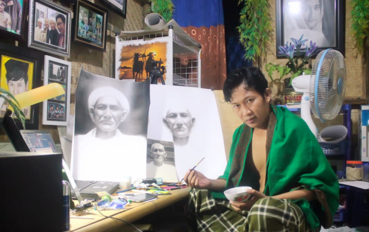 Pelukis Sumenep yang Mampu Mendunia