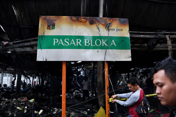 Ratusan Kios Pasar Blok A Hangus Terbakar