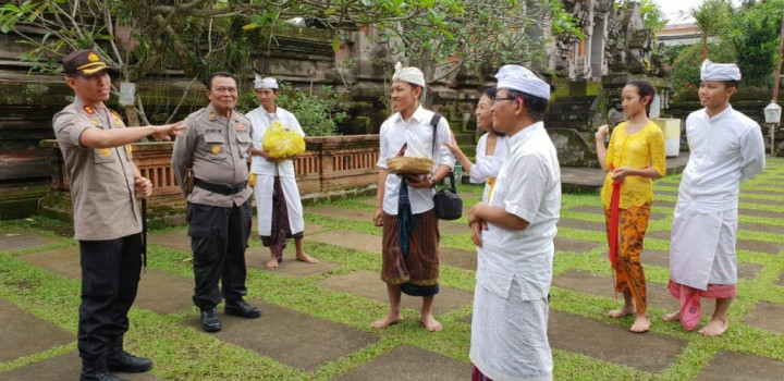 Polres Lumajang Fokus Pengamanan Pura Mandara Giri